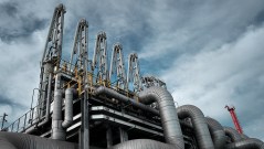Texas lawmakers introduce bill to clear backlog of facilities waiting to ship natural gas to the world