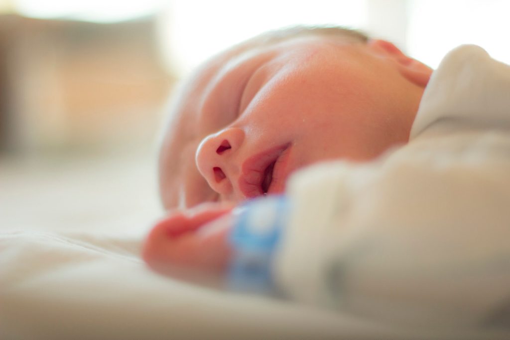 Births to 10-14 year olds hit record low
