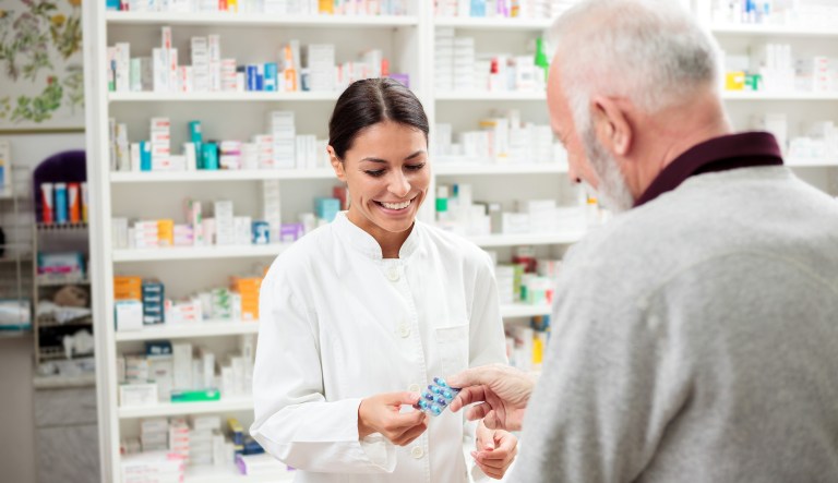 Bipartisan Senate group cracks down on pharmacy middlemen to lower drug prices