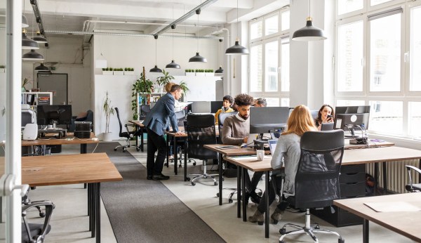 California bill shortens workweek to four days