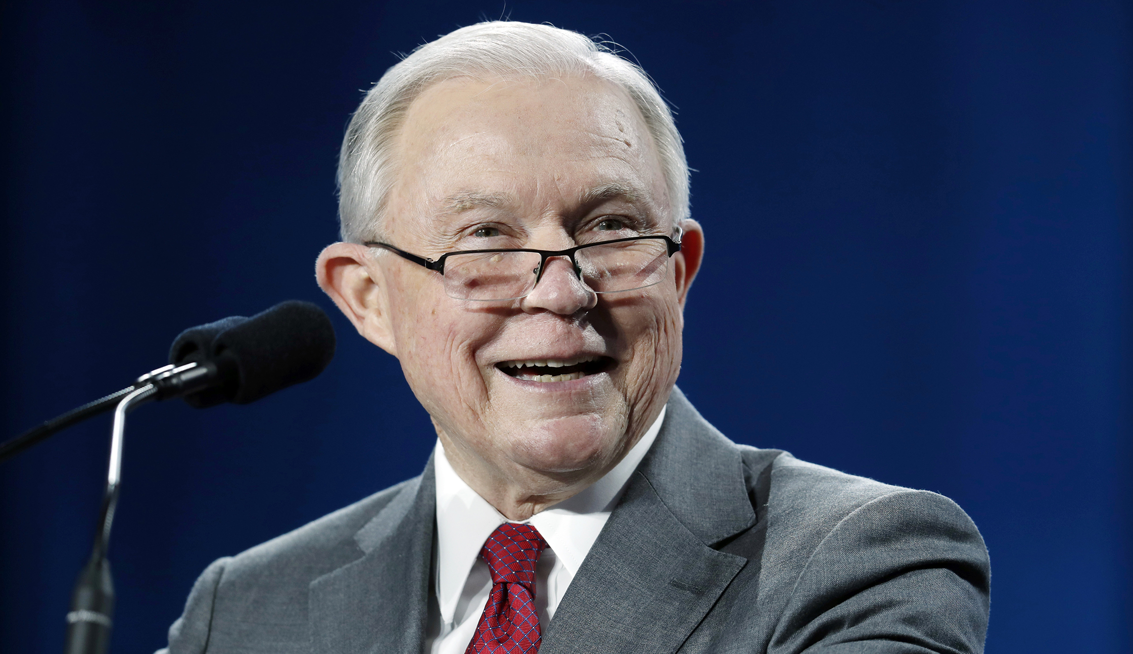 Justice Department starts handing out public safety grants to non-sanctuary cities