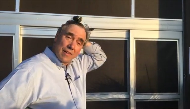 Democrat denied entry to immigrant detention center