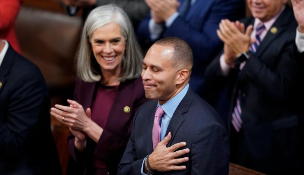 Jeffries says it’s not Democrats’ job to ‘save the Republicans from their dysfunction’