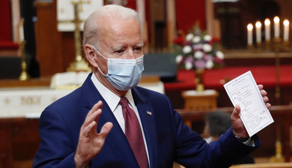 Catholics and evangelicals in battleground states swing toward Biden