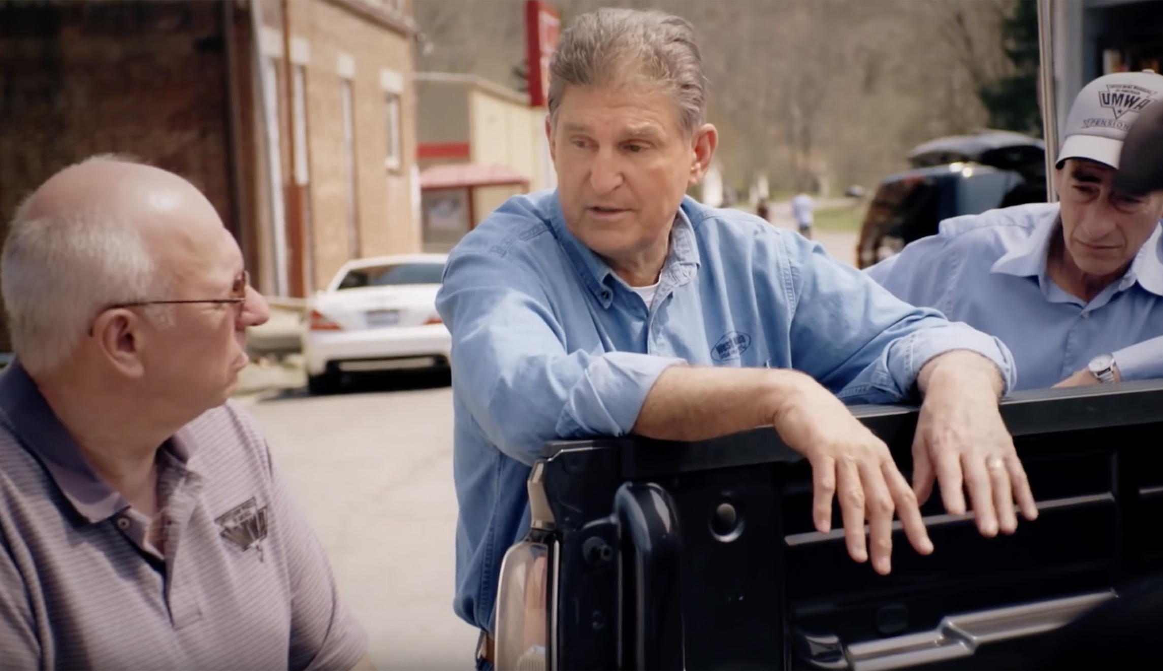 Joe Manchin’s explanation for why he endorsed Hillary Clinton never quite added up