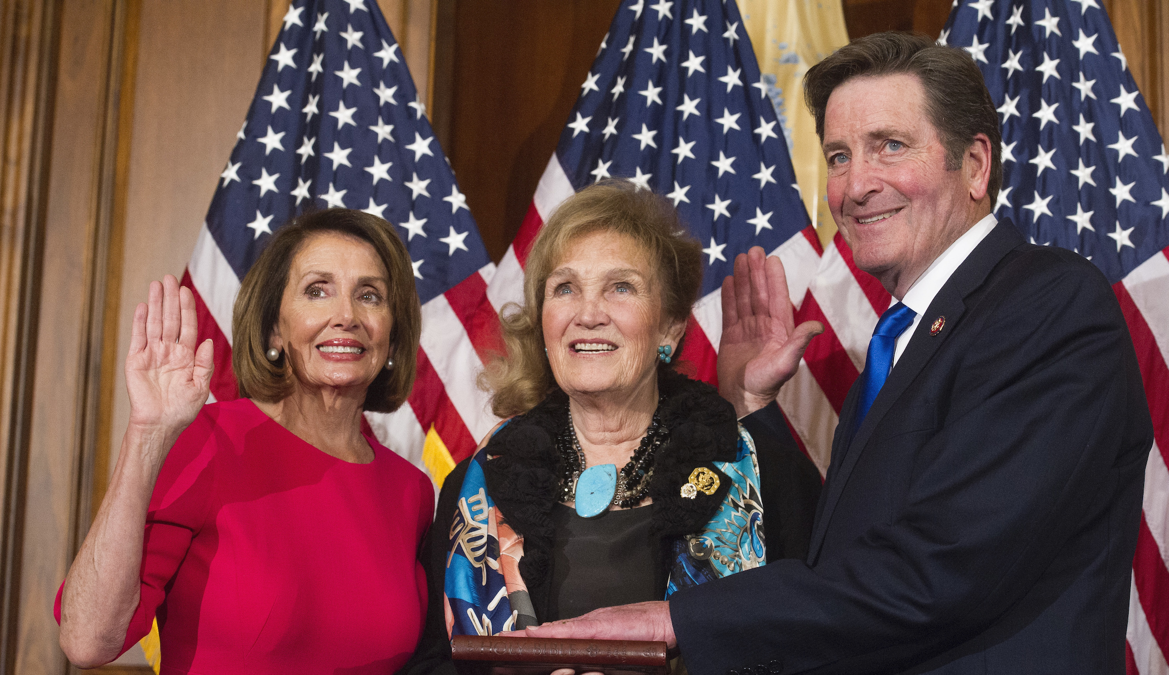 Pelosi under new pressure to hold an impeachment vote next week