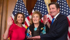 Pelosi under new pressure to hold an impeachment vote next week
