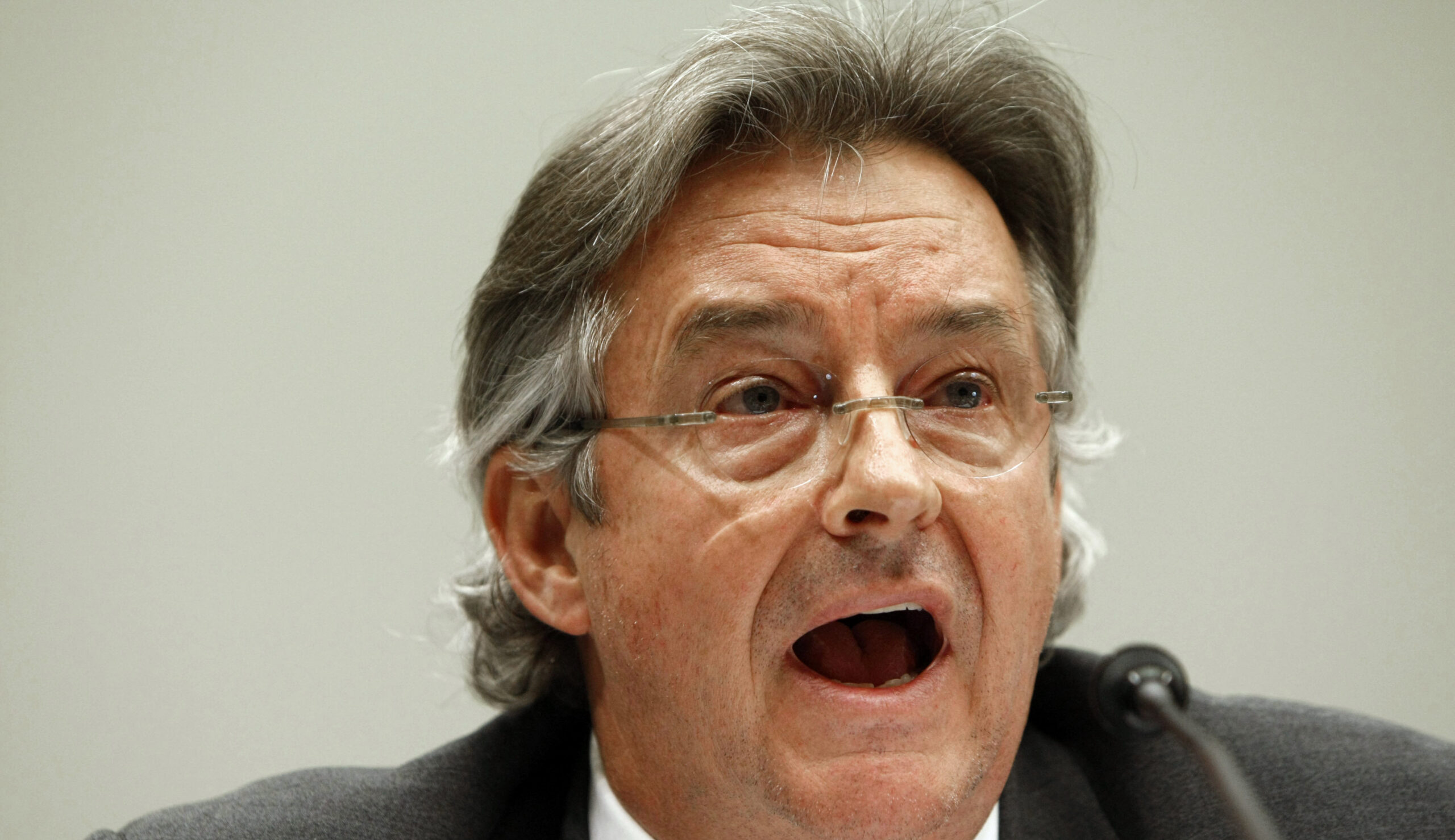 Joseph Wilson, diplomat embroiled in Iraq War controversy over outing of CIA wife Valerie Plame, dies at 69