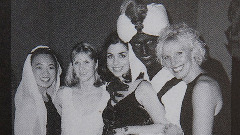 Photo shows Canadian premier Justin Trudeau wearing ‘brownface’ at Arabian Nights party