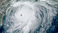 Hurricane Laura kills 14-year-old girl in Louisiana