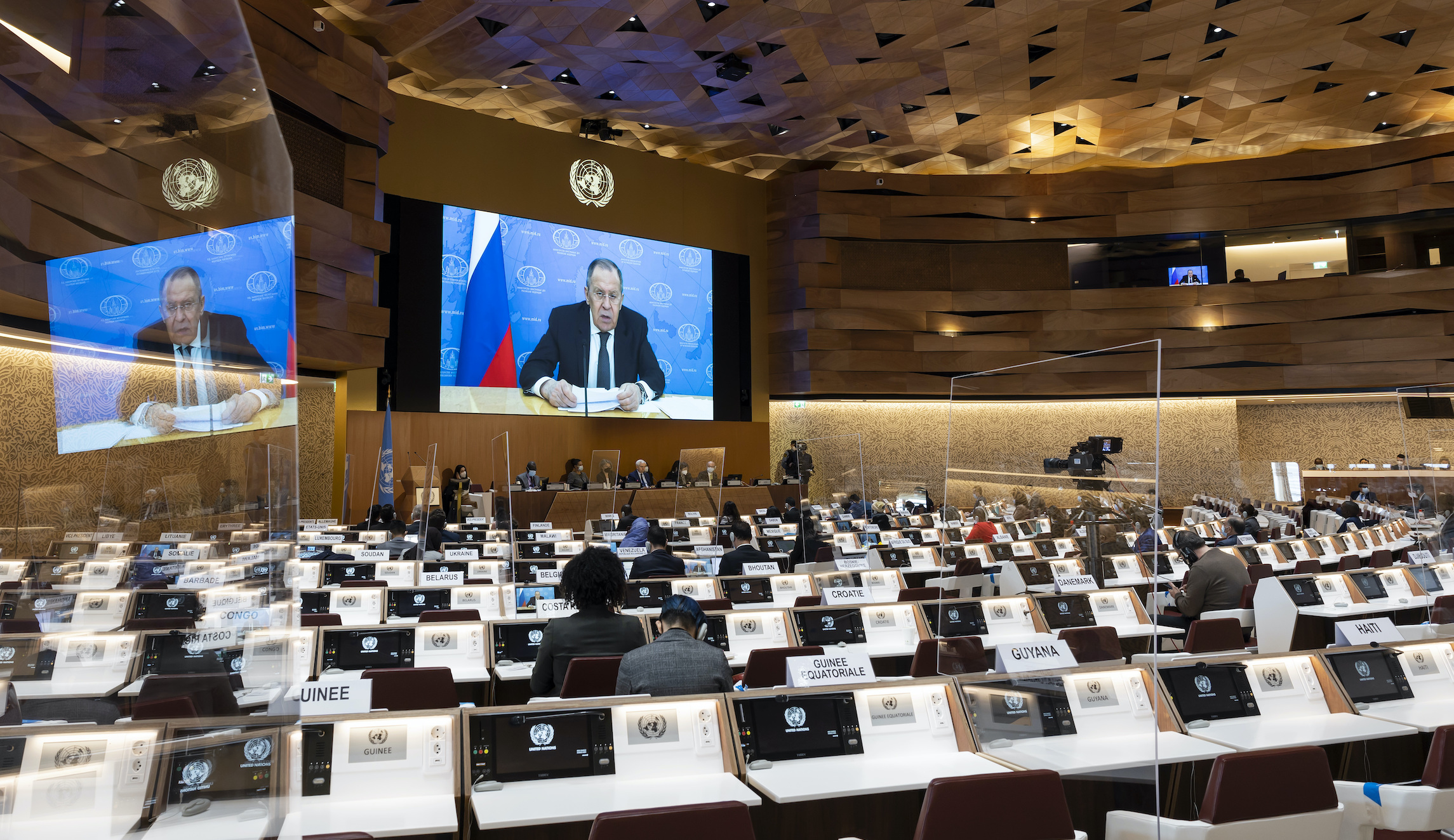 Russian foreign minister: No Western nuclear weapons or troops in former Soviet countries