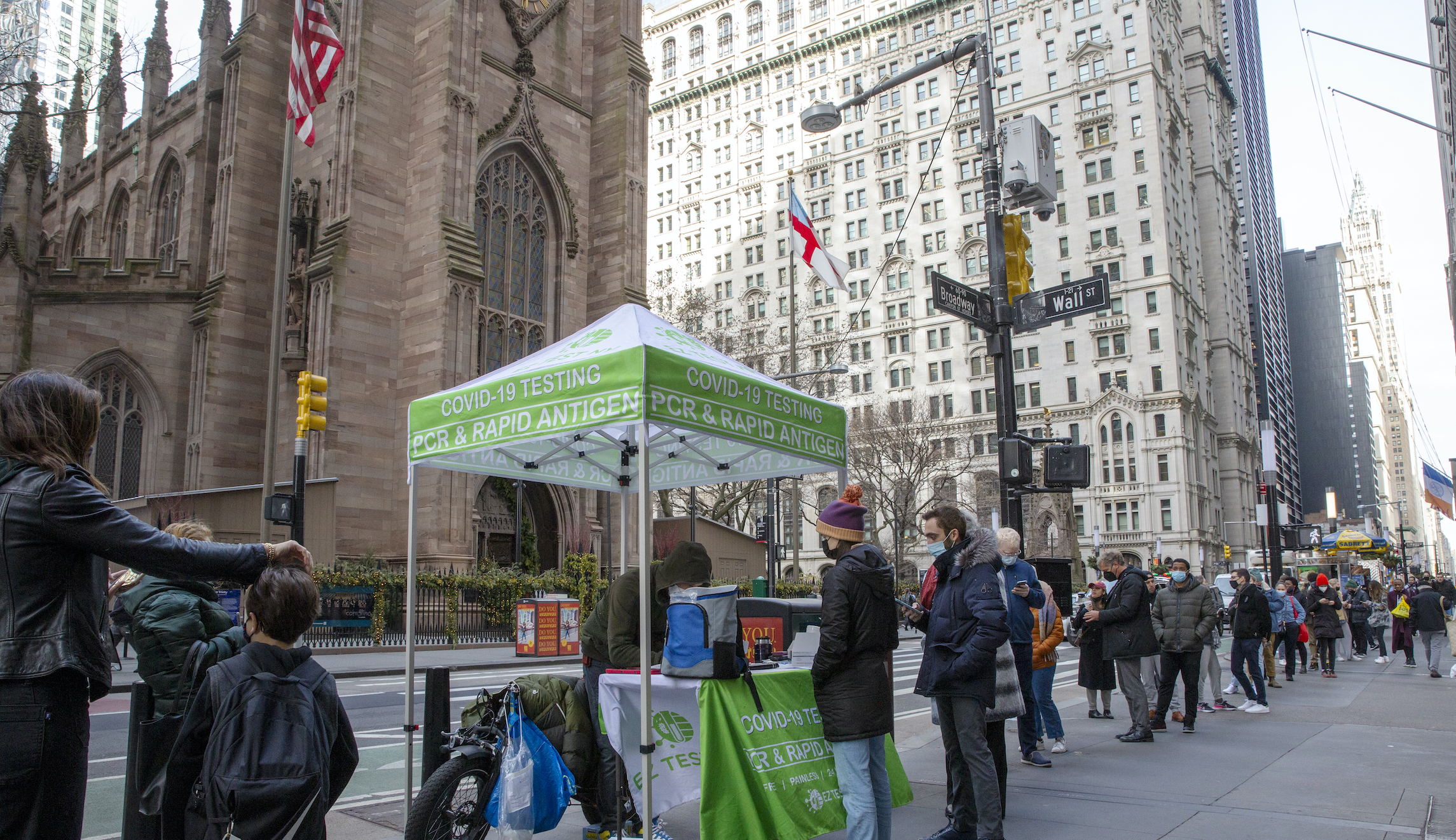 Omicron won’t affect holiday plans, poll shows