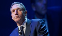 Howard Schultz suspends presidential bid