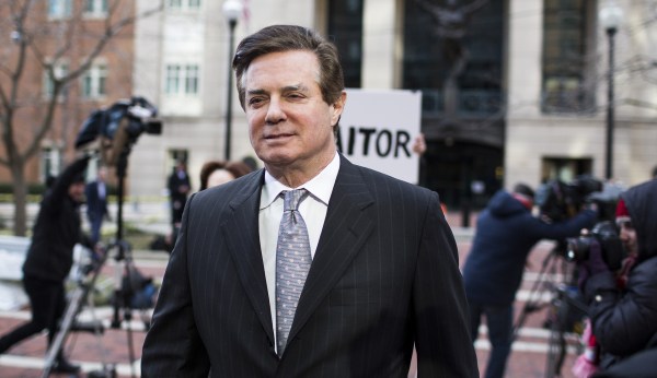 Mueller releases 800-page sentencing memo on Paul Manafort accusing him of ‘repeatedly and brazenly’ breaking the law