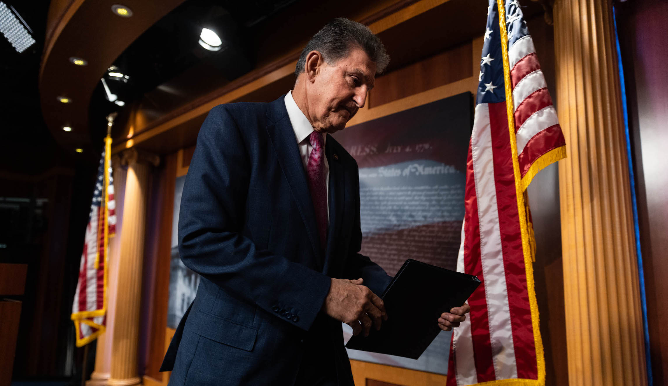 Manchin threatens to scuttle spending deal again, accuses Democrats of playing ‘shell games’
