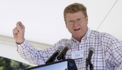 GOP congressman backs Democrats on impeachment probe: ‘Let’s let the committees get to work’