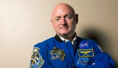 McCain donors flip to Mark Kelly over Republican incumbent in key Arizona Senate race