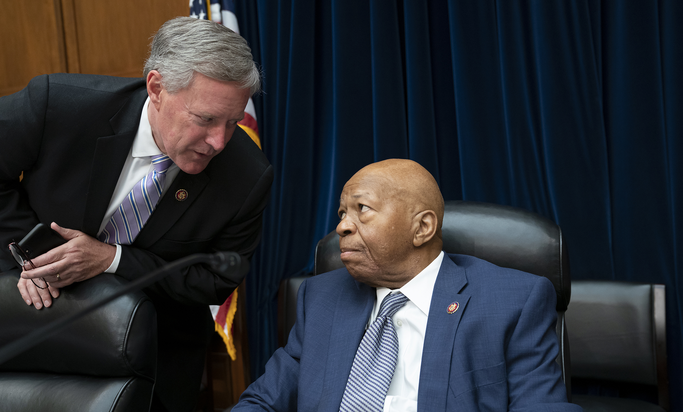 Elijah E. Cummings,Mark Meadows