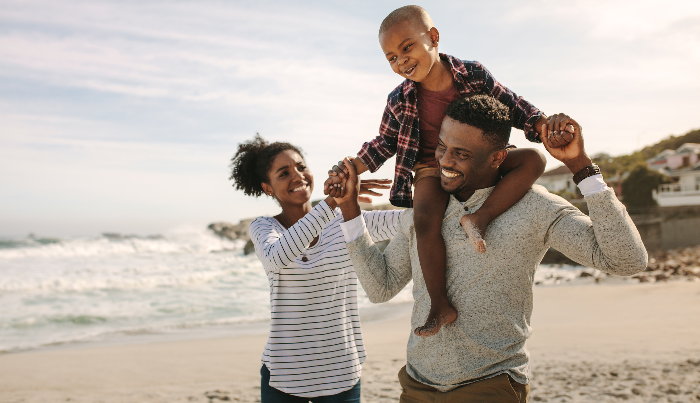 Median income hit record high in 2018 while poverty declined