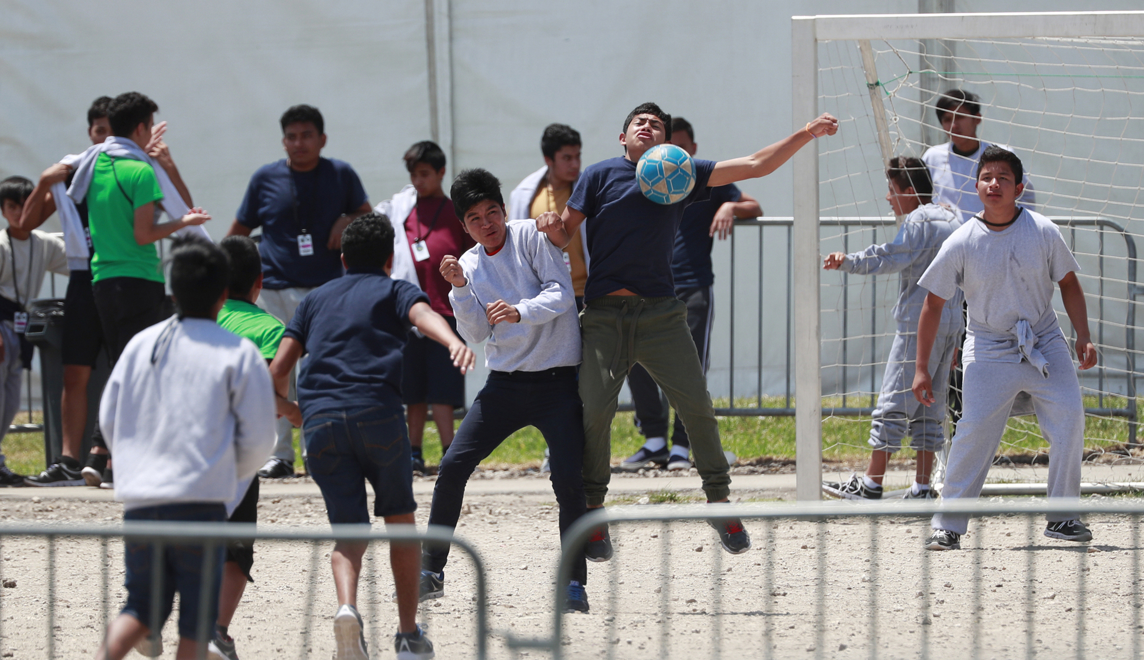 Republicans pressure Democrats to hold oversight hearings on Biden response to border crisis