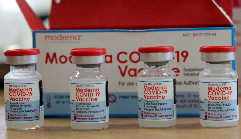 Moderna requests authorization for COVID-19 vaccine for children under 6