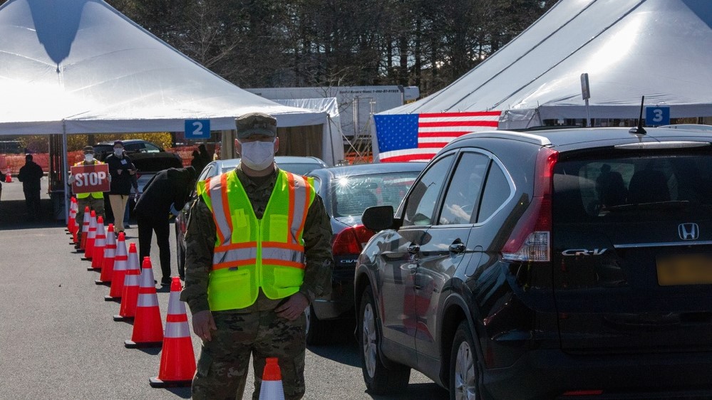 Trump ends controversy by extending National Guard federal deployments