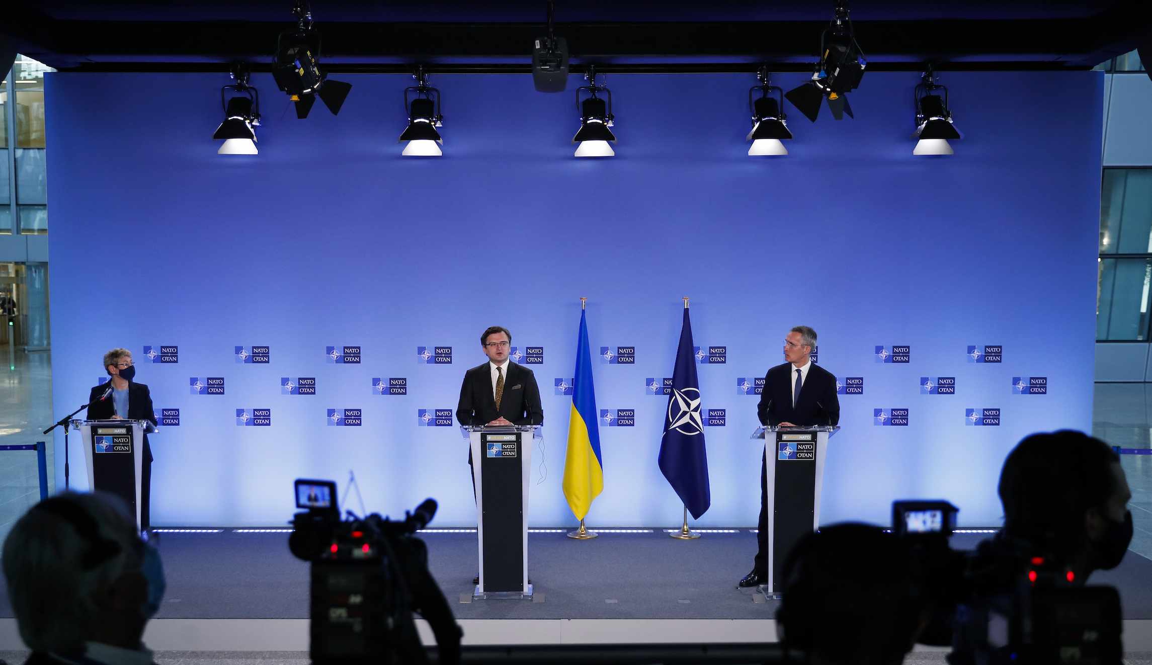 ‘We don’t need to panic’: US and European powers alarmed by growing ‘danger’ from Putin’s Russia