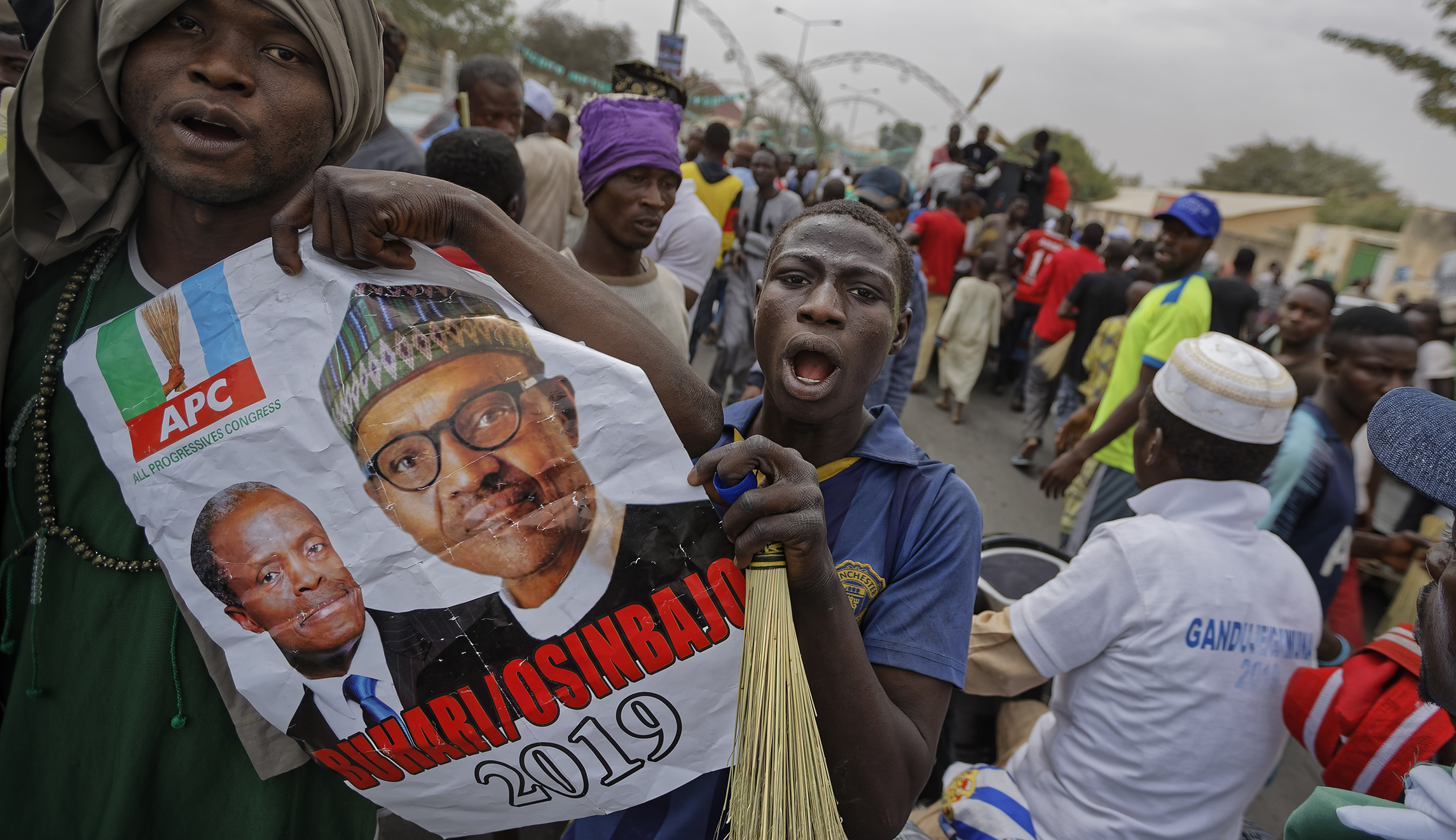 Nigerian police chief orders mobilization of all forces to end violence plaguing country
