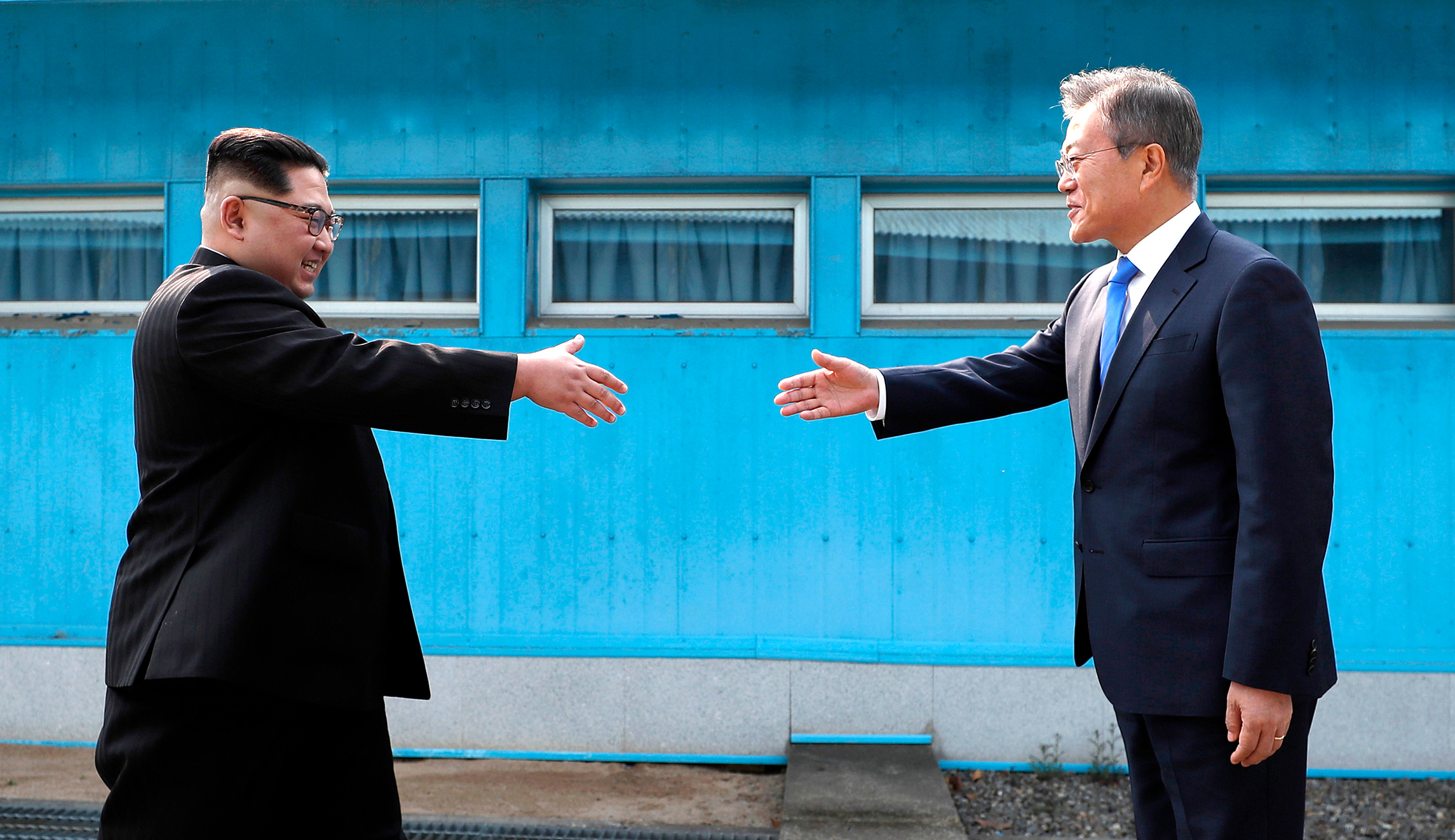 Trump cheers end of Korean War after ‘historic’ meeting between North and South