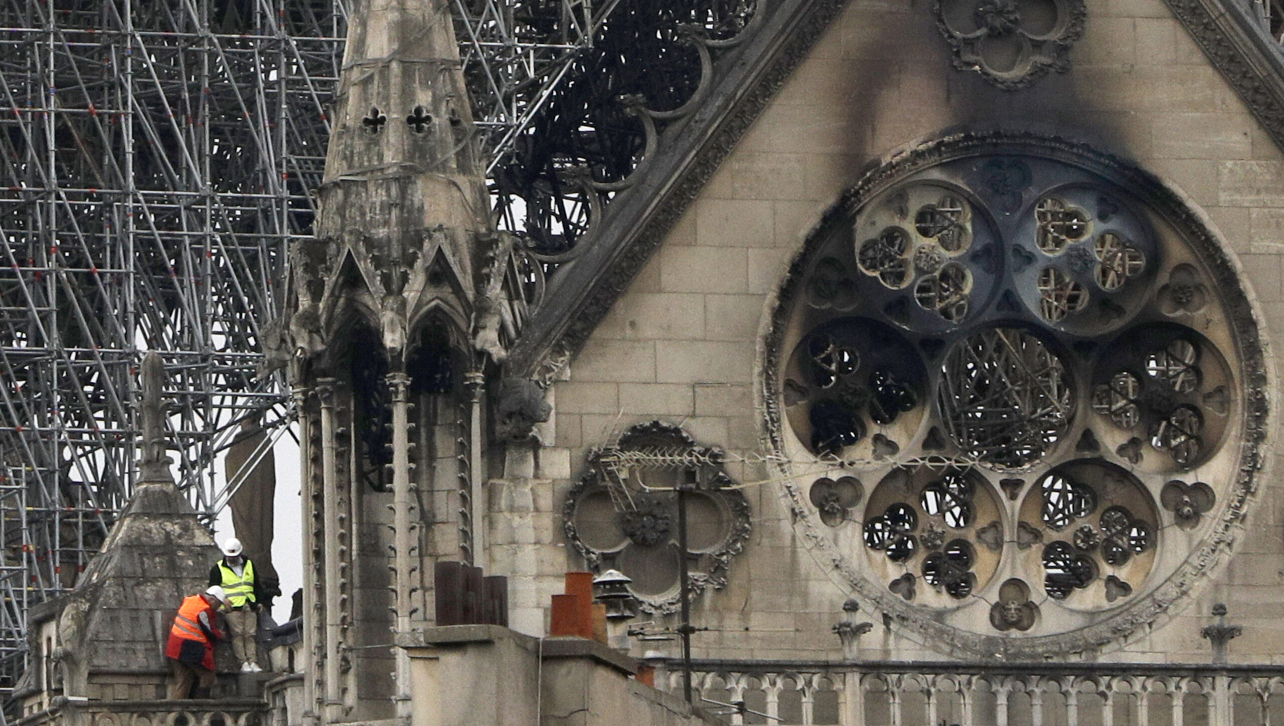 Police believe electrical short circuit responsible for Notre Dame fire