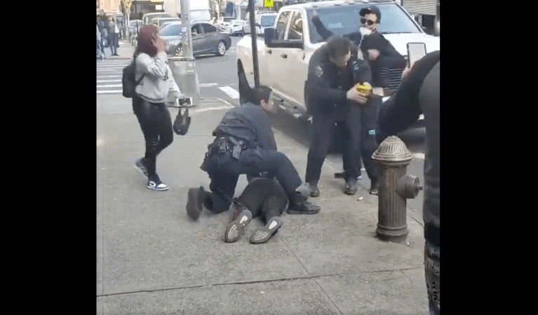 VIDEO: Man wearing medical face mask caught assaulting New York police officer