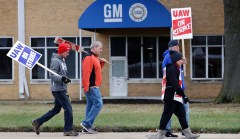 US economy added 128K jobs in October, beating estimates