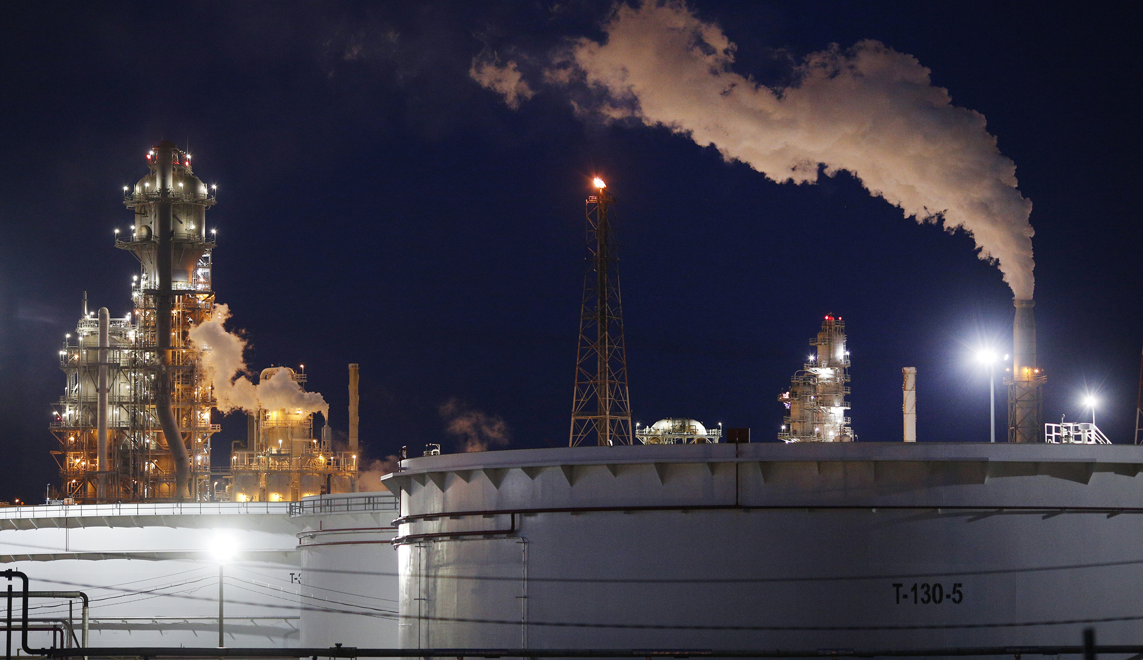 US oil exports hit new records
