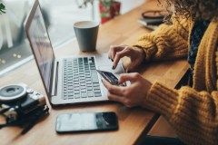 Cyber Monday records biggest online shopping day in US history