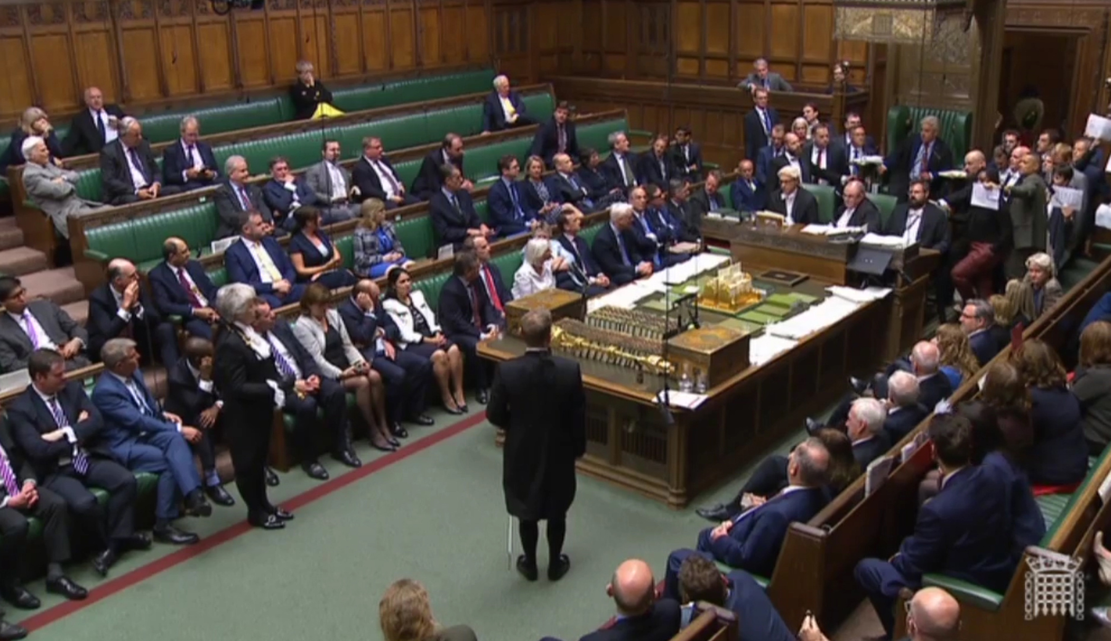 WATCH: Socialist MPs sing Red Flag anthem in British Parliament amid anger over Brexit suspension