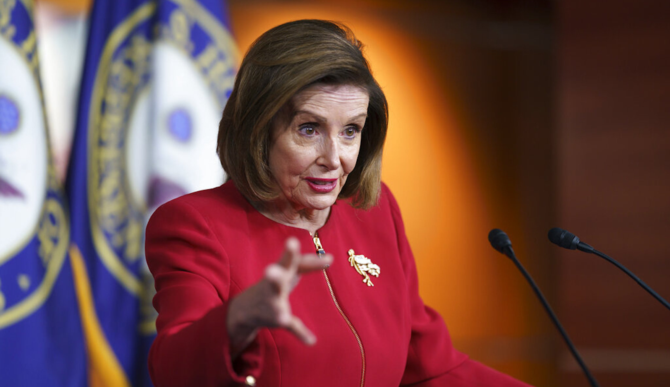 Pelosi tries to hold line as Democrats start to crack on debt ceiling standoff