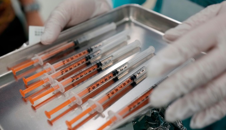 Prior infection offered better protection than vaccination against delta: CDC