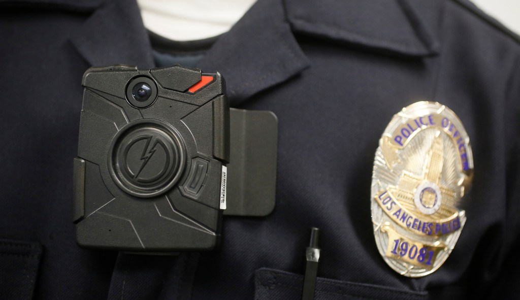 Democrats push for body cameras on all immigration, border cops