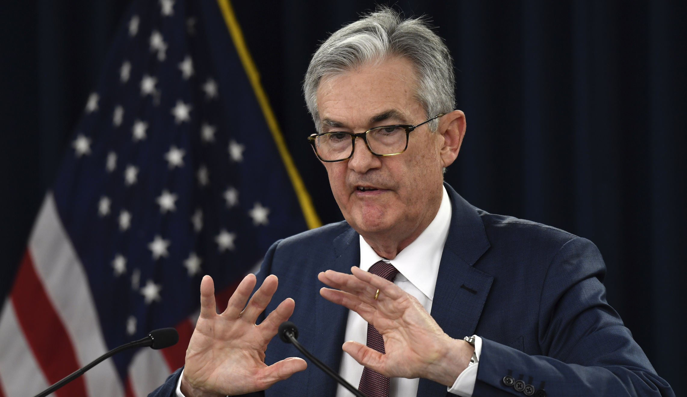 Federal Reserve board votes to cut interest rates
