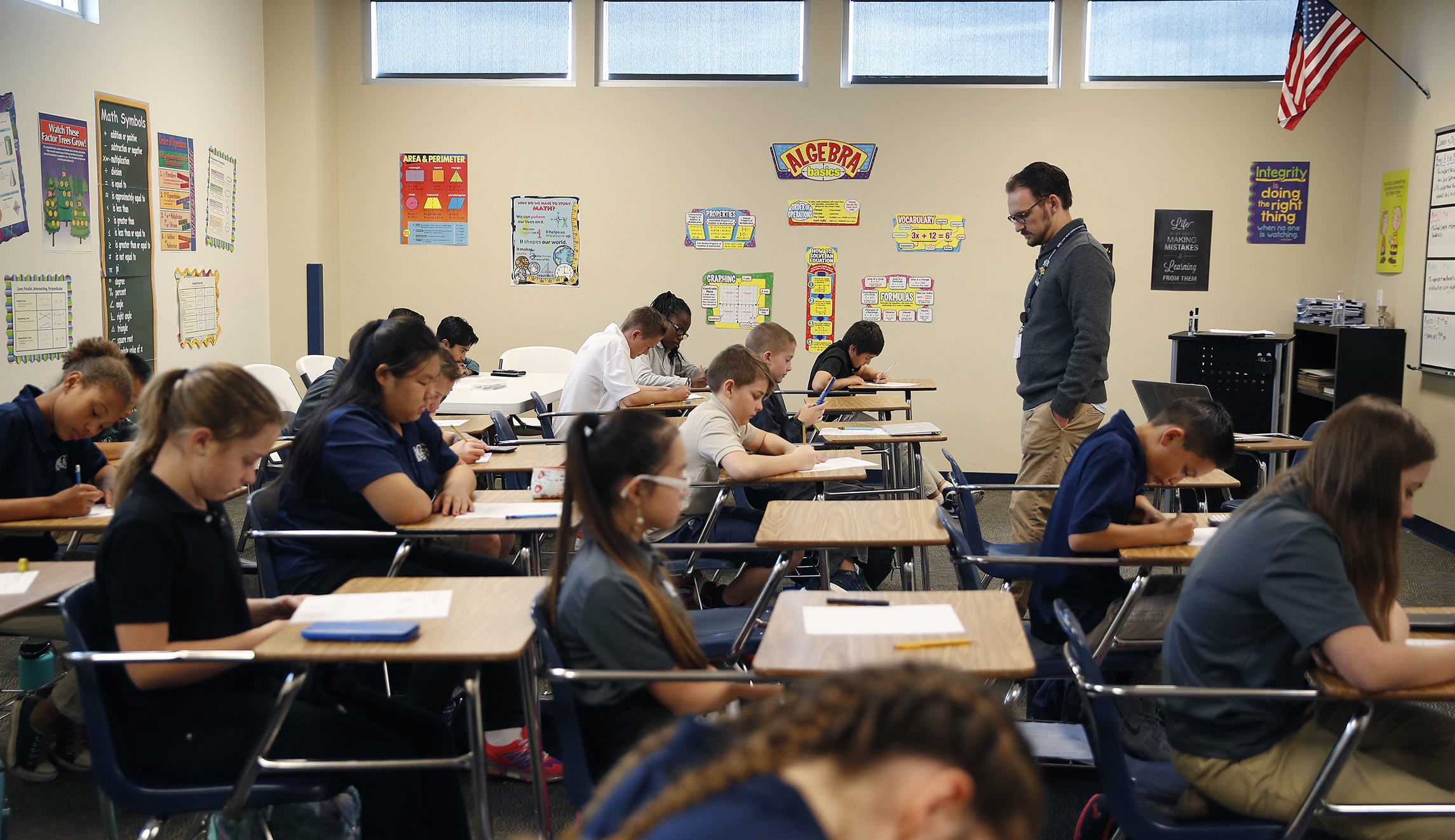 Report: Chicago Teachers’ Union president sends child to private school