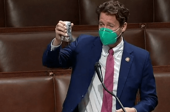 Joe Cunningham cracks open beer during farewell speech on House floor