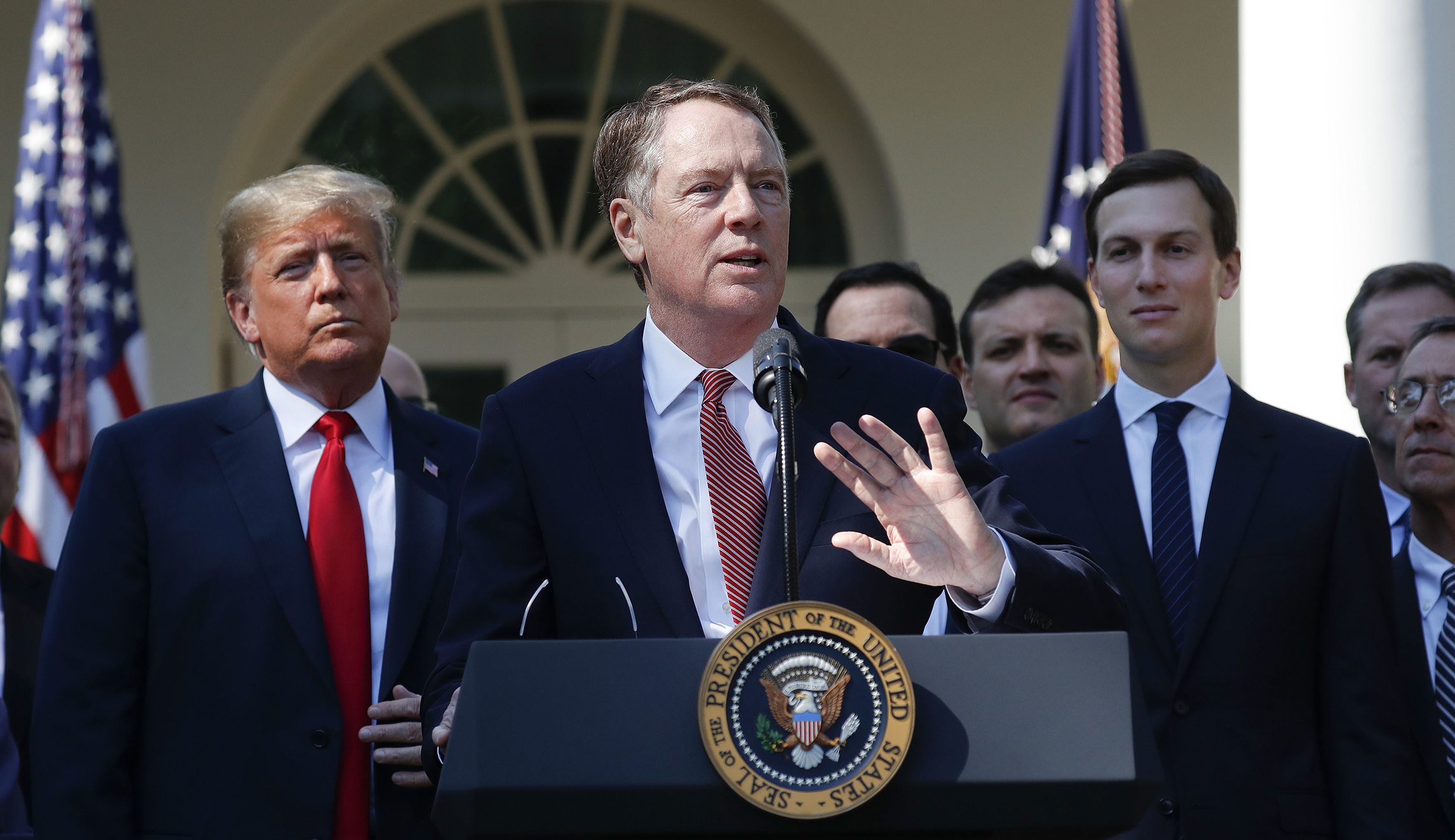 Trade hardliner Robert Lighthizer to lead next China talks