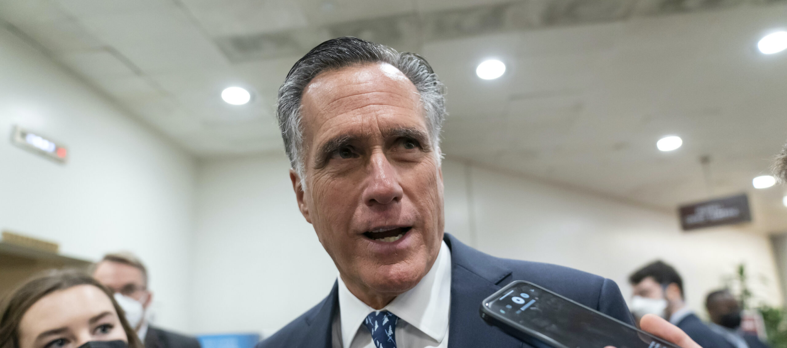 Romney says ‘the ‘80s called’ and US didn’t answer as Russia invades Ukraine
