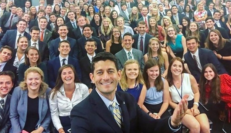White congressional staffers paid more on average than nonwhite colleagues: Study