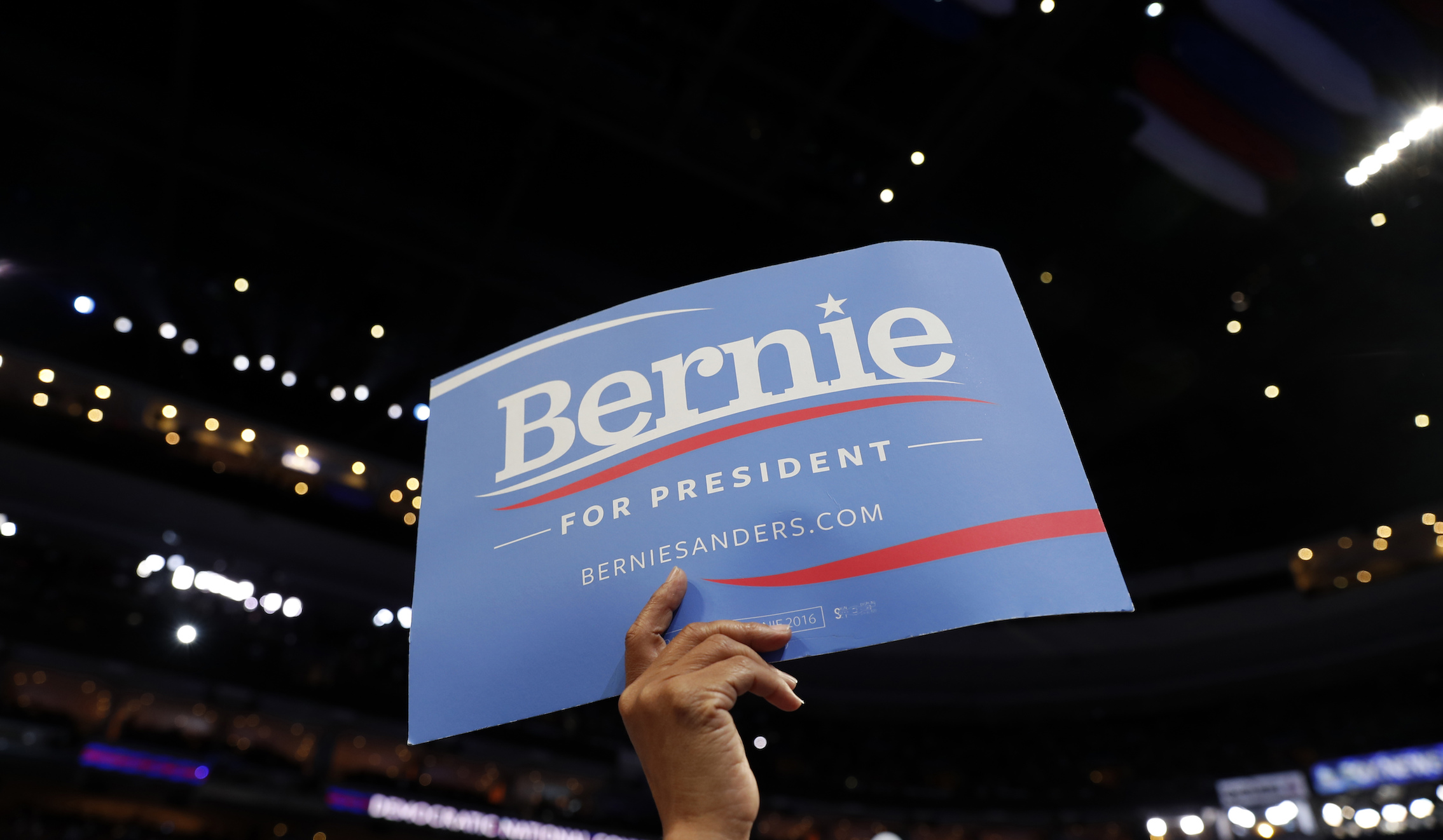 Bernie Sanders leads the polls, but Democratic Party superdelegates won’t commit