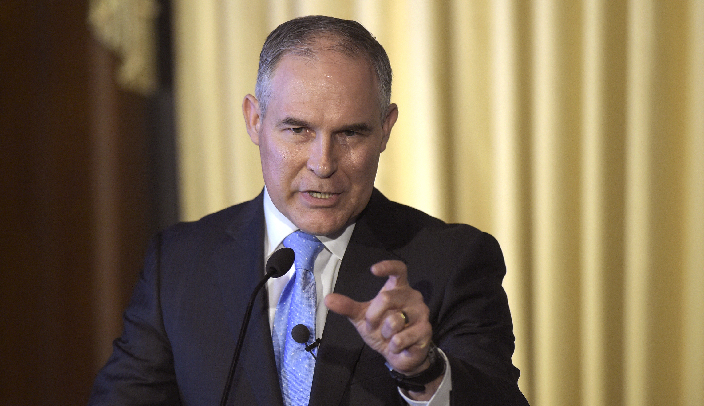 Scott Pruitt’s secure phone booth broke federal law, GAO finds