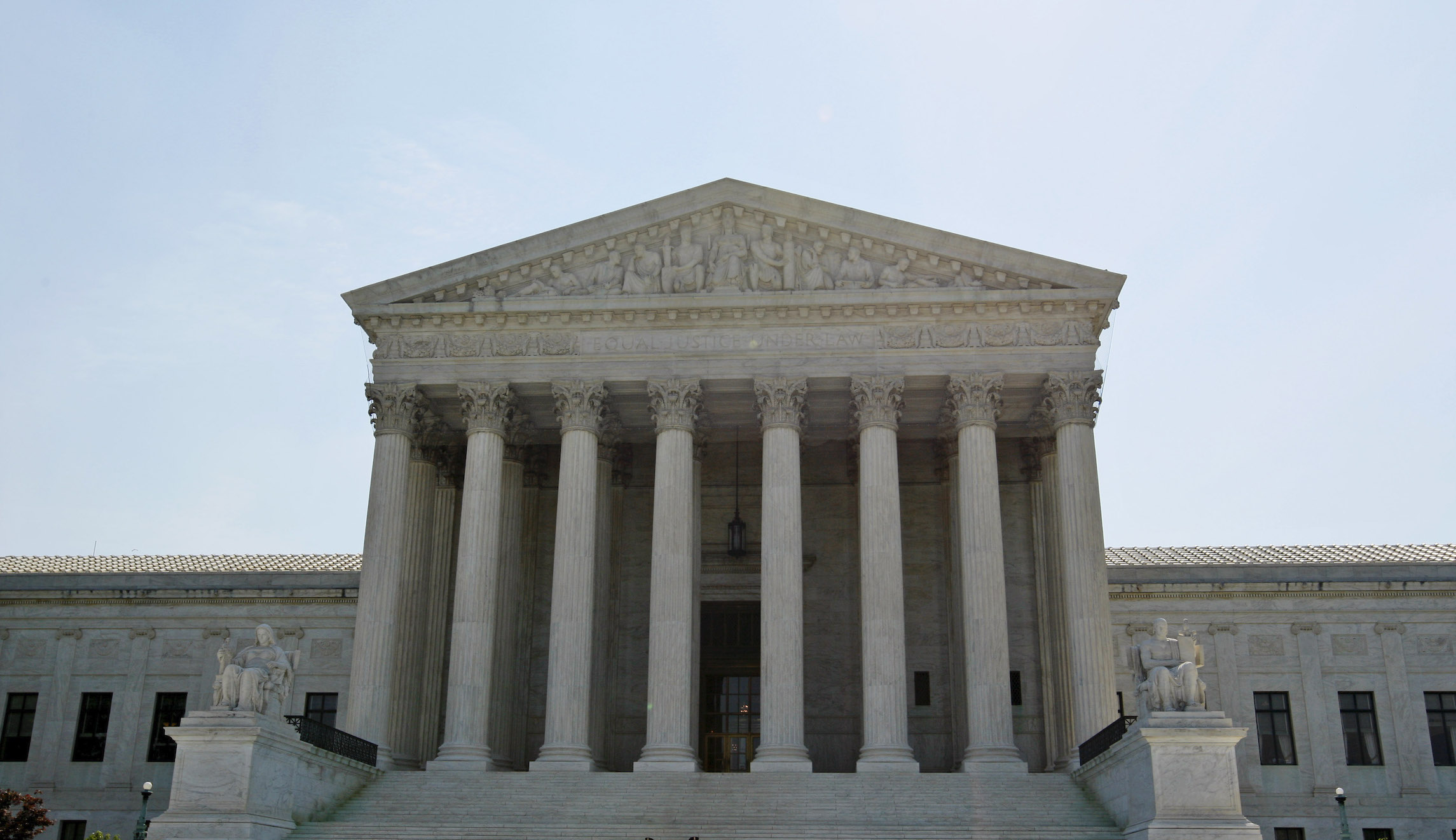 Supreme Court strikes down Louisiana abortion restrictions, with Roberts joining liberals