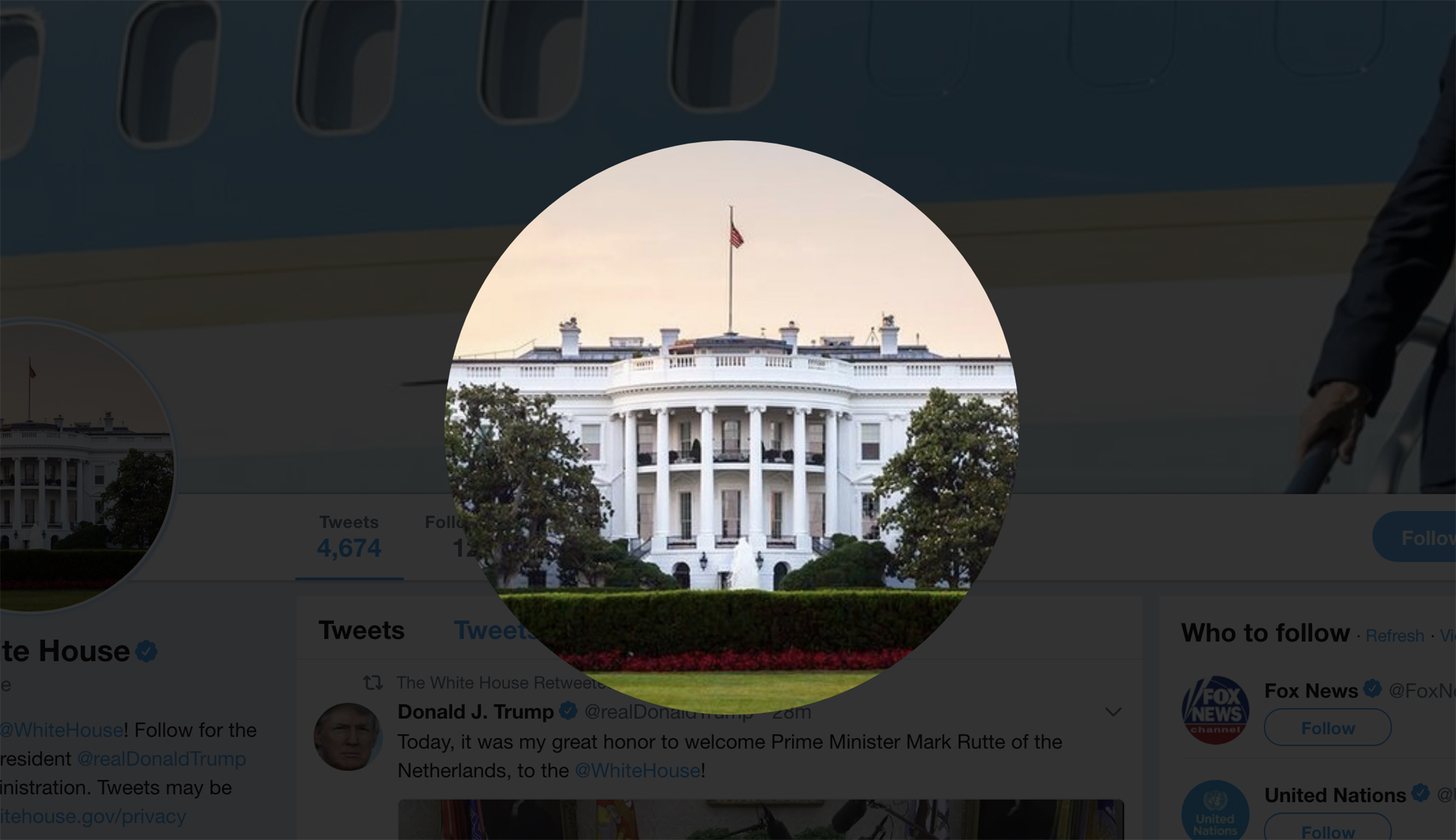 White House Twitter lashes out at Elizabeth Warren, Kamala Harris over ICE