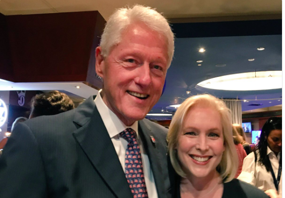Fact Check: Is This a Photo of Christine Blasey Ford and Bill Clinton?