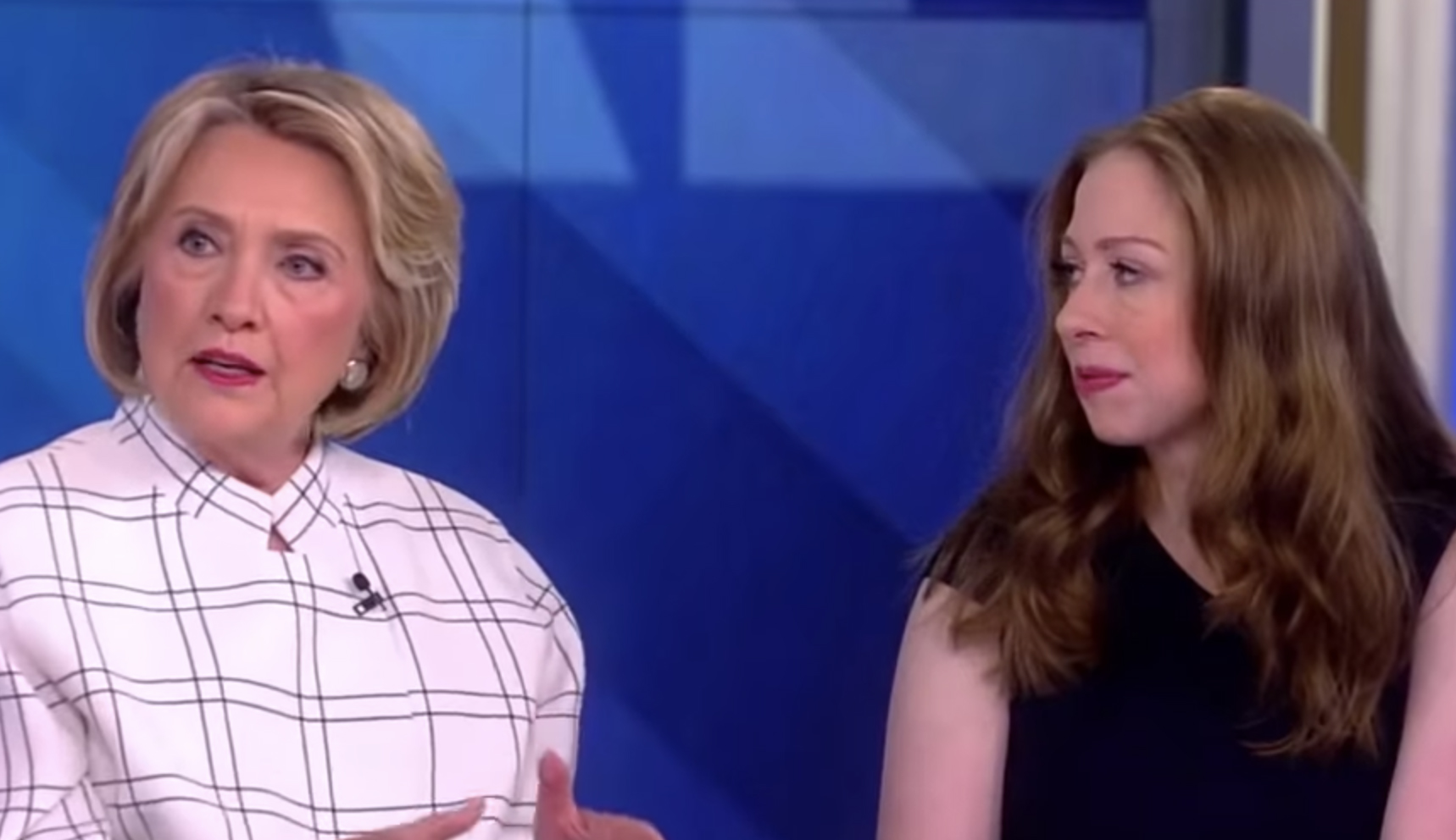 Hillary Clinton looked ‘uneasy’ during disagreement with daughter Chelsea on transgender identity